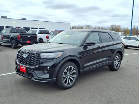 2027 Ford Explorer ST-Line