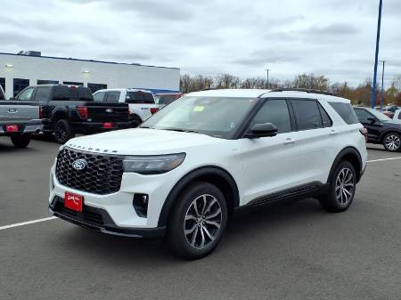 2027 Ford Explorer ST-Line