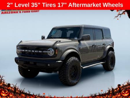 2026 Ford Bronco Outer Banks