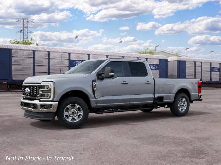 2027 Ford Super Duty F-350 SRW XLT