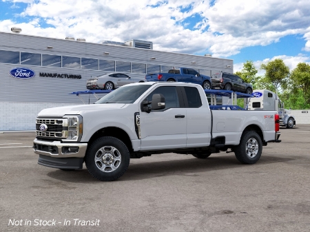 2027 Ford Super Duty F-350 SRW XLT