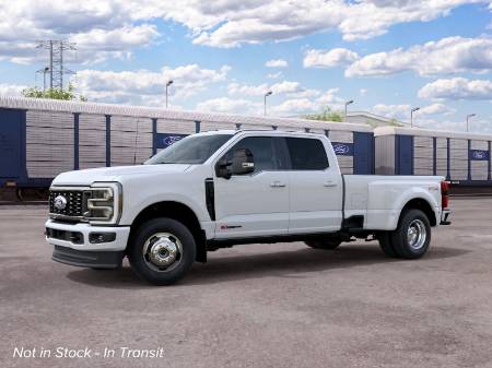 2027 Ford Super Duty F-350 DRW Platinum