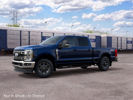 2027 Ford Super Duty F-350 SRW XLT