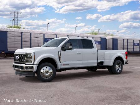 2027 Ford Super Duty F-450 DRW LARIAT