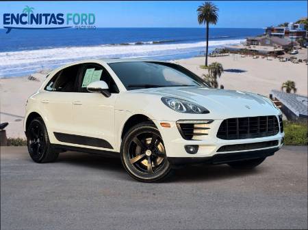 2018 Porsche Macan Base