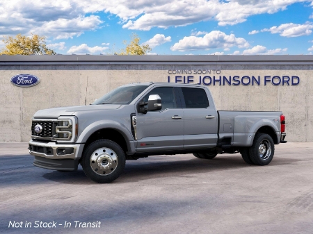 2027 Ford Super Duty F-450 DRW LARIAT