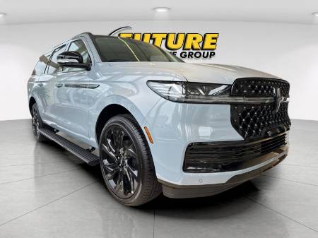 2027 Lincoln Navigator L Reserve