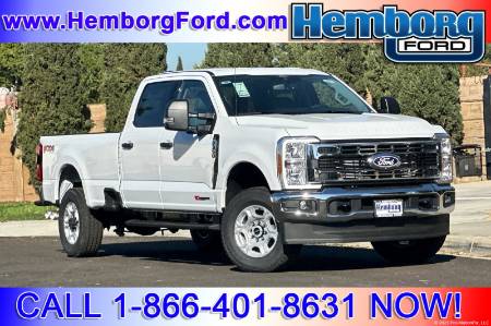 2027 Ford Super Duty F-350 SRW XLT