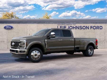 2027 Ford Super Duty F-450 DRW LARIAT