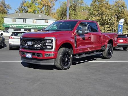 2027 Ford Super Duty F-350 SRW XLT