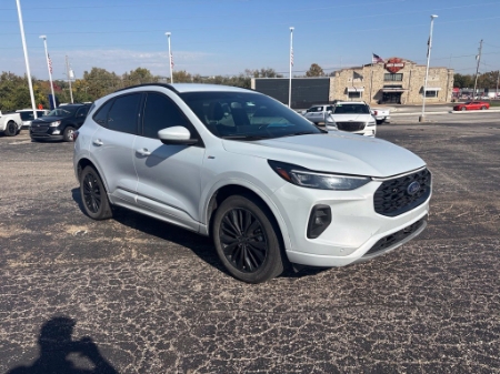 2025 Ford Escape ST-Line Elite