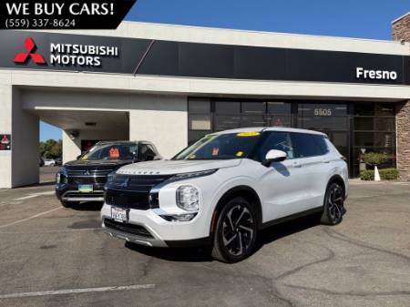2022 Mitsubishi Outlander SE