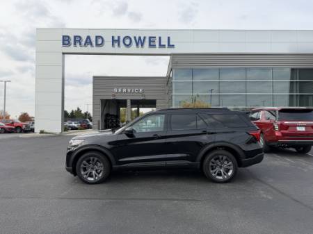 2027 Ford Explorer Active w/200A Pkg