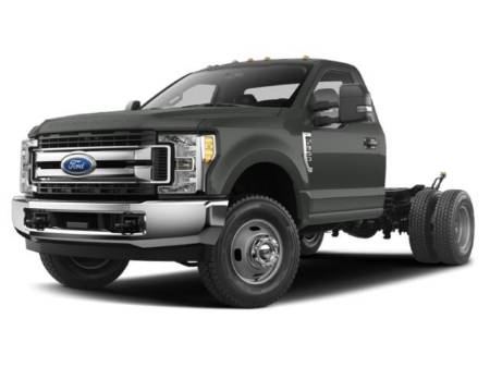 2019 Ford Super Duty F-350 DRW Chassis Cab XLT